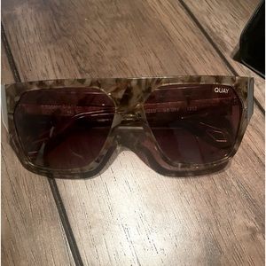 Quay polarized sunglasses